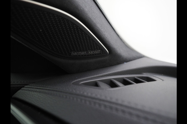Volkswagen Passat Variant 1.5 eHybrid R-Line Edition | 5 Jaar Garantie | Leder | Panoramadak | Stoelventilatie | Trekhaak | Harman/Kardon | Massage | 360