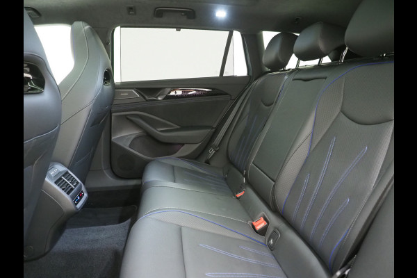 Volkswagen Passat Variant 1.5 eHybrid R-Line Edition | 5 Jaar Garantie | Leder | Panoramadak | Stoelventilatie | Trekhaak | Harman/Kardon | Massage | 360