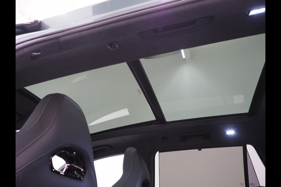 Volkswagen Passat Variant 1.5 eHybrid R-Line Edition | 5 Jaar Garantie | Leder | Panoramadak | Stoelventilatie | Trekhaak | Harman/Kardon | Massage | 360