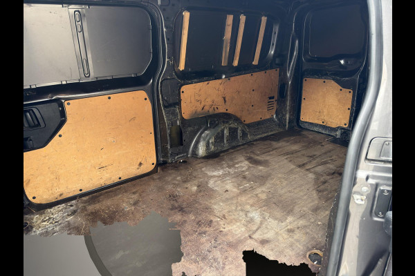 Toyota ProAce Worker 2.0 D-4D Cool Comfort Long 3-zits | L+R Schuifdeur | Airco | Parksensors | Cruise |