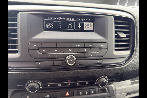 Toyota ProAce Worker 2.0 D-4D Cool Comfort Long 3-zits | L+R Schuifdeur | Airco | Parksensors | Cruise |