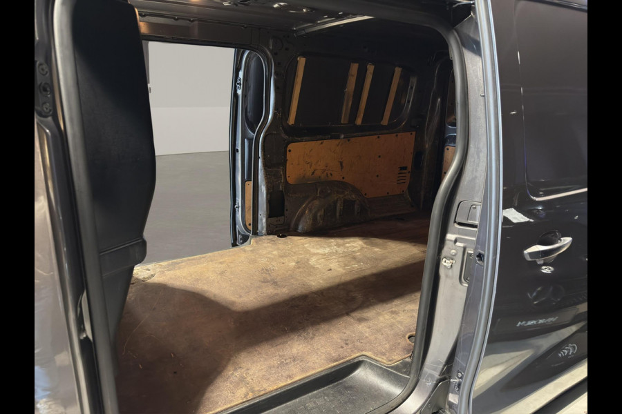 Toyota ProAce Worker 2.0 D-4D Cool Comfort Long 3-zits | L+R Schuifdeur | Airco | Parksensors | Cruise |