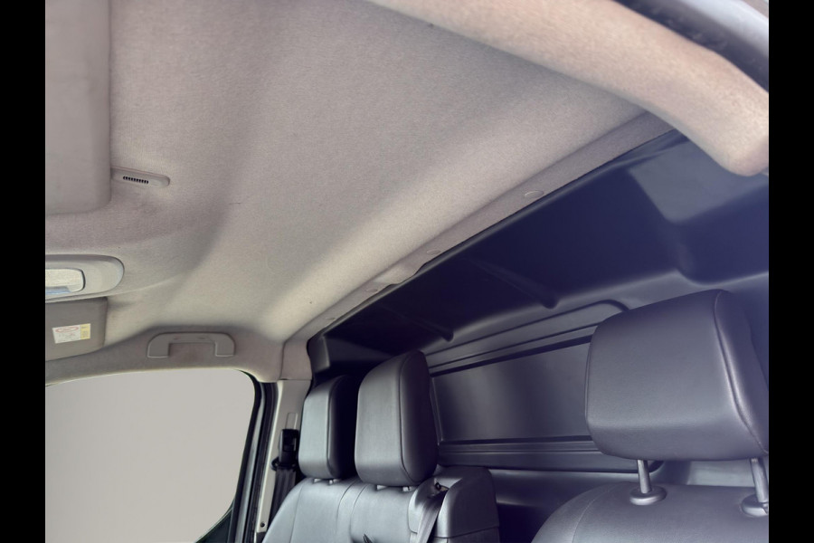 Toyota ProAce Worker 2.0 D-4D Cool Comfort Long 3-zits | L+R Schuifdeur | Airco | Parksensors | Cruise |