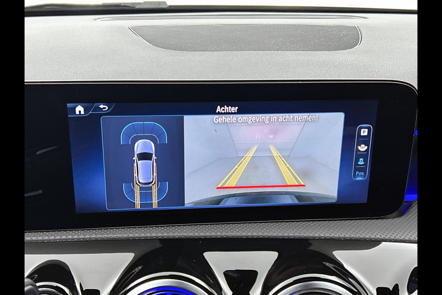 Mercedes-Benz A-Klasse 200 AMG Line | AMG-Line Interieur | AMG-Line Exterieur | Achteruitrijcamera | Sfeerverlichting | Keyless Entry | 24 Maanden Mercedes-Benz Certified garantie.