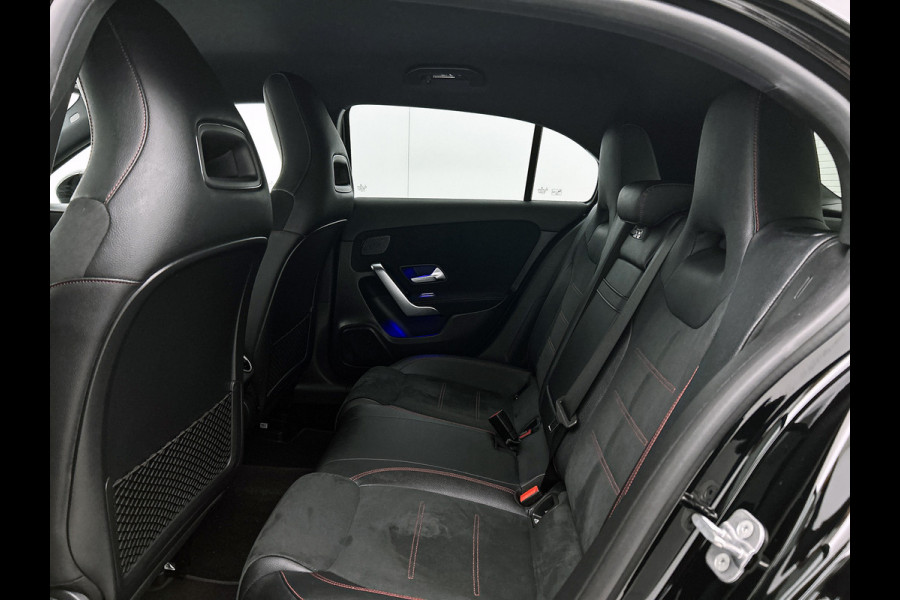 Mercedes-Benz A-Klasse 200 AMG Line | AMG-Line Interieur | AMG-Line Exterieur | Achteruitrijcamera | Sfeerverlichting | Keyless Entry | 24 Maanden Mercedes-Benz Certified garantie.