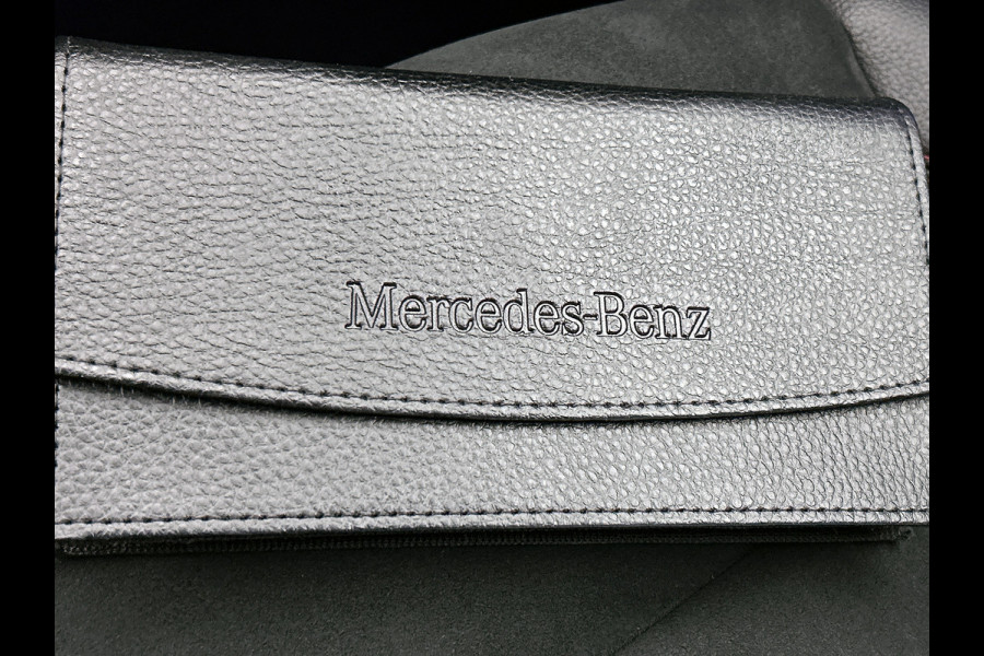 Mercedes-Benz A-Klasse 200 AMG Line | AMG-Line Interieur | AMG-Line Exterieur | Achteruitrijcamera | Sfeerverlichting | Keyless Entry | 24 Maanden Mercedes-Benz Certified garantie.