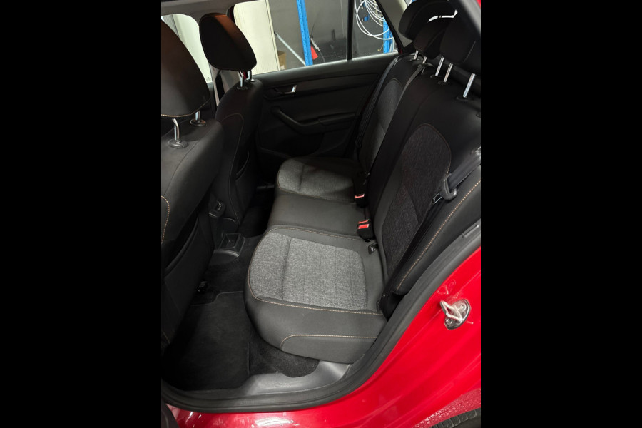 Škoda Fabia Combi 1.0 TSI Business Edition Navi | Clima | Cruise | PDC | Trekhaak
