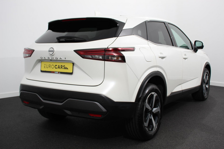 Nissan QASHQAI 1.3 MHEV Xtronic N-Connecta Navigatie Climate Control Camera 360 Led Led Verwarmde voorstoelen Adaptive Cruise Control Lichtmetalen velgen