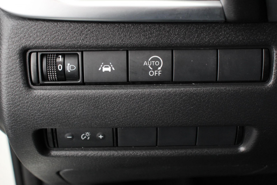 Nissan QASHQAI 1.3 MHEV Xtronic N-Connecta Navigatie Climate Control Camera 360 Led Led Verwarmde voorstoelen Adaptive Cruise Control Lichtmetalen velgen