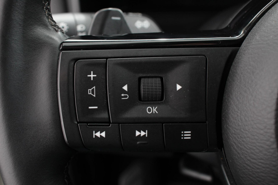 Nissan QASHQAI 1.3 MHEV Xtronic N-Connecta Navigatie Climate Control Camera 360 Led Led Verwarmde voorstoelen Adaptive Cruise Control Lichtmetalen velgen