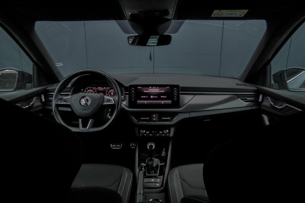 Škoda Kamiq 1.0 TSI Sport Business Edition| Trekhaak | Apple carplay/Android auto | Elektrische stoelverstelling | Stoelverwarming