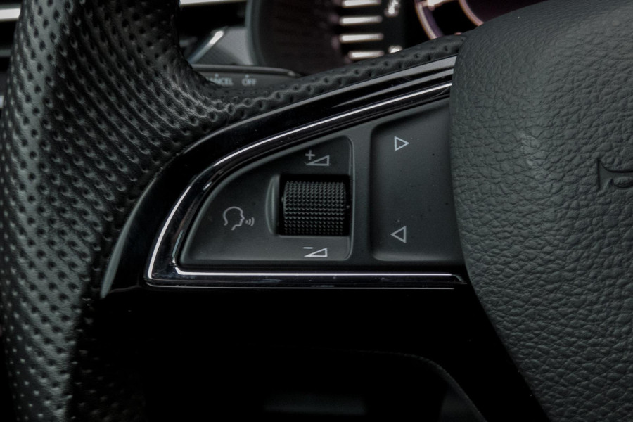 Škoda Kamiq 1.0 TSI Sport Business Edition| Trekhaak | Apple carplay/Android auto | Elektrische stoelverstelling | Stoelverwarming