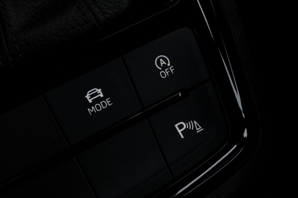 Škoda Kamiq 1.0 TSI Sport Business Edition| Trekhaak | Apple carplay/Android auto | Elektrische stoelverstelling | Stoelverwarming