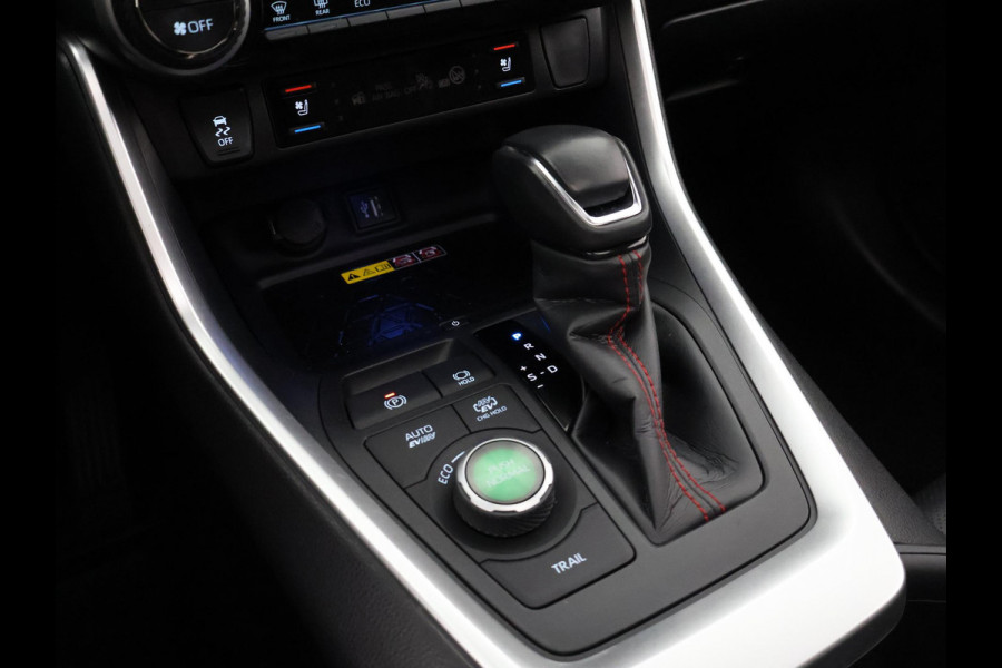 Toyota RAV4 2.5 Plug-in Hybrid AWD Bi-Tone Plus | 1500 KG trekgewicht | JBL Audio | Schuif-/Kanteldak | Stoelverwarming & ventilatie | Memory Seats |