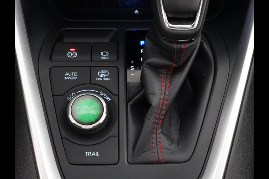 Toyota RAV4 2.5 Plug-in Hybrid AWD Bi-Tone Plus | 1500 KG trekgewicht | JBL Audio | Schuif-/Kanteldak | Stoelverwarming & ventilatie | Memory Seats |