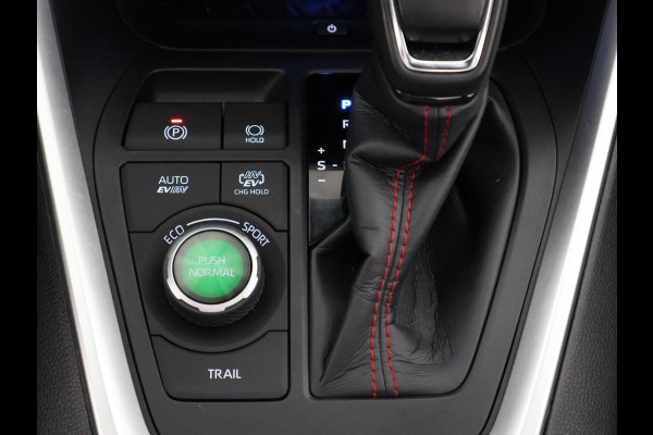 Toyota RAV4 2.5 Plug-in Hybrid AWD Bi-Tone Plus | 1500 KG trekgewicht | JBL Audio | Schuif-/Kanteldak | Stoelverwarming & ventilatie | Memory Seats |