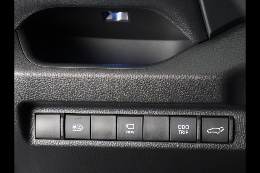 Toyota RAV4 2.5 Plug-in Hybrid AWD Bi-Tone Plus | 1500 KG trekgewicht | JBL Audio | Schuif-/Kanteldak | Stoelverwarming & ventilatie | Memory Seats |