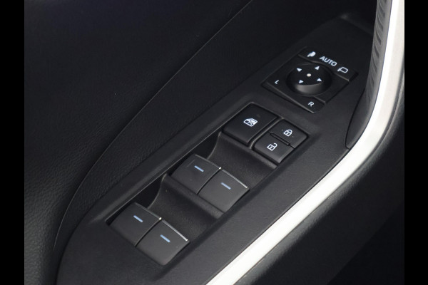 Toyota RAV4 2.5 Plug-in Hybrid AWD Bi-Tone Plus | 1500 KG trekgewicht | JBL Audio | Schuif-/Kanteldak | Stoelverwarming & ventilatie | Memory Seats |