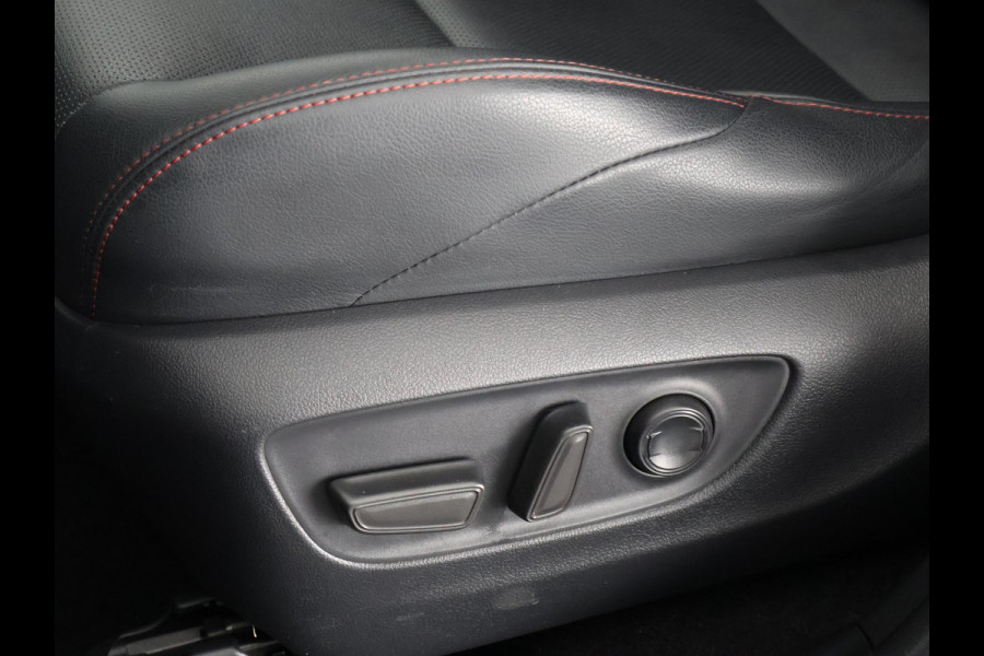 Toyota RAV4 2.5 Plug-in Hybrid AWD Bi-Tone Plus | 1500 KG trekgewicht | JBL Audio | Schuif-/Kanteldak | Stoelverwarming & ventilatie | Memory Seats |