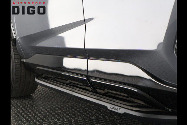Toyota RAV4 2.5 Plug-in Hybrid AWD Bi-Tone Plus | 1500 KG trekgewicht | JBL Audio | Schuif-/Kanteldak | Stoelverwarming & ventilatie | Memory Seats |