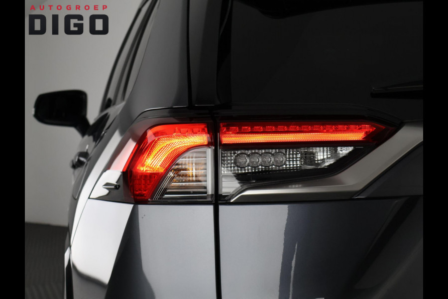 Toyota RAV4 2.5 Plug-in Hybrid AWD Bi-Tone Plus | 1500 KG trekgewicht | JBL Audio | Schuif-/Kanteldak | Stoelverwarming & ventilatie | Memory Seats |