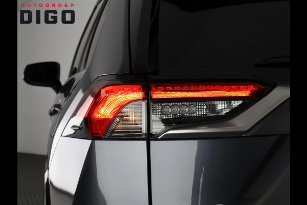 Toyota RAV4 2.5 Plug-in Hybrid AWD Bi-Tone Plus | 1500 KG trekgewicht | JBL Audio | Schuif-/Kanteldak | Stoelverwarming & ventilatie | Memory Seats |