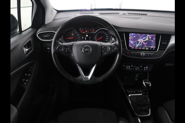 Opel Crossland X 1.2 Turbo Innovation | Cruise control | Stuur/stoel verwarming | Camera | Park assist | Trekhaak | Head-up | Carplay