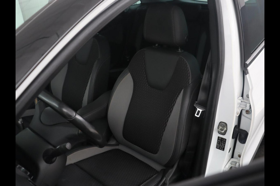 Opel Crossland X 1.2 Turbo Innovation | Cruise control | Stuur/stoel verwarming | Camera | Park assist | Trekhaak | Head-up | Carplay