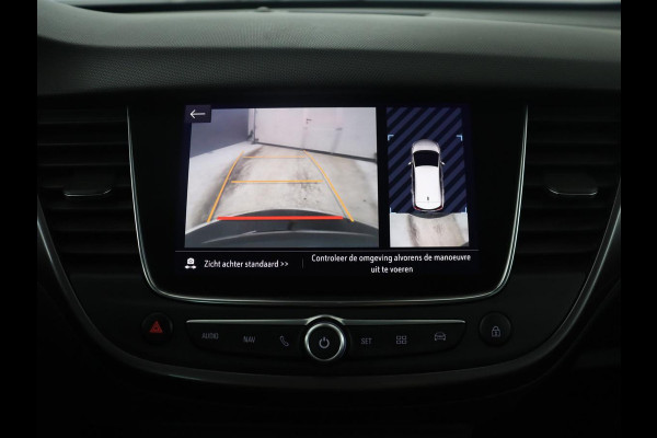Opel Crossland X 1.2 Turbo Innovation | Cruise control | Stuur/stoel verwarming | Camera | Park assist | Trekhaak | Head-up | Carplay