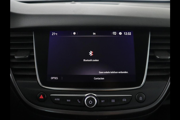 Opel Crossland X 1.2 Turbo Innovation | Cruise control | Stuur/stoel verwarming | Camera | Park assist | Trekhaak | Head-up | Carplay