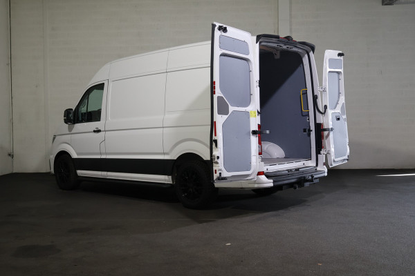 Volkswagen Crafter 2.0 TDI L3 H3 140pk Black Line Airco Navigatie Spoilerpakket