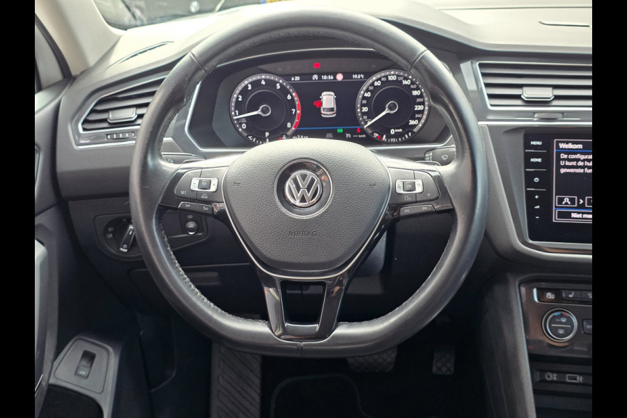 Volkswagen Tiguan Allspace 1.4 TSI Highline 7P | LEDER | 360 CAMERA | TREKHAAK
