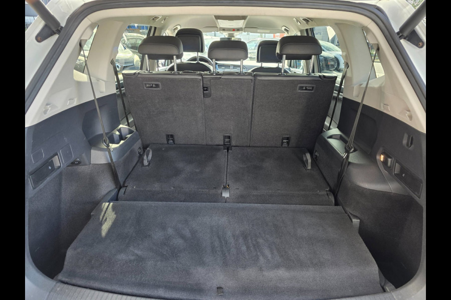 Volkswagen Tiguan Allspace 1.4 TSI Highline 7P | LEDER | 360 CAMERA | TREKHAAK