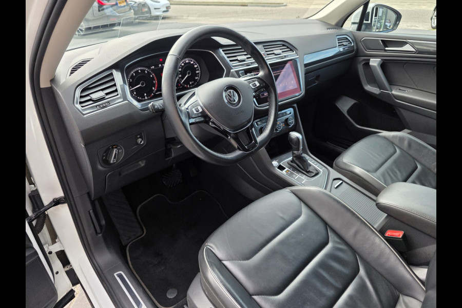 Volkswagen Tiguan Allspace 1.4 TSI Highline 7P | LEDER | 360 CAMERA | TREKHAAK