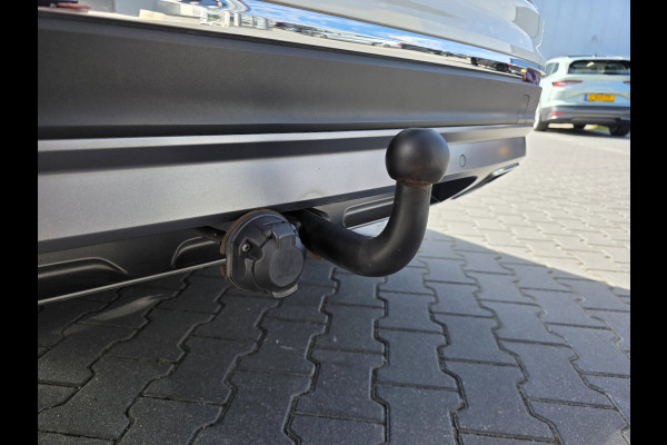 Volkswagen Tiguan Allspace 1.4 TSI Highline 7P | LEDER | 360 CAMERA | TREKHAAK