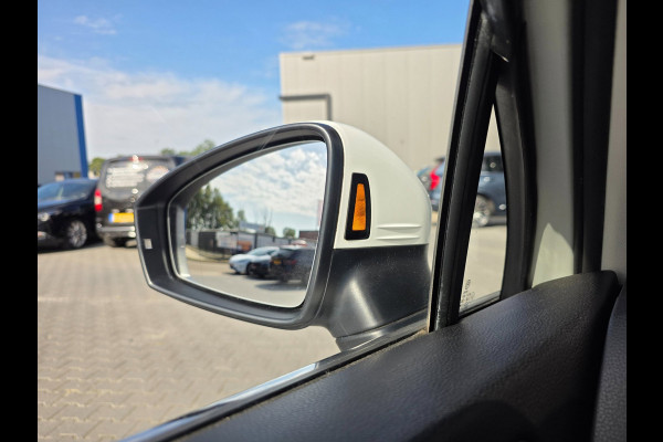 Volkswagen Tiguan Allspace 1.4 TSI Highline 7P | LEDER | 360 CAMERA | TREKHAAK