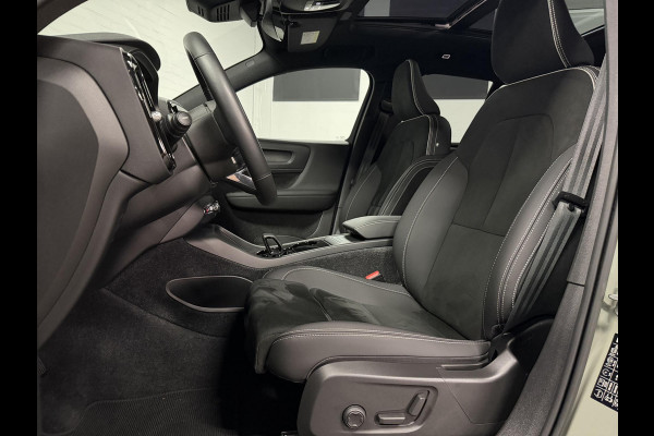 Volvo XC40 Single motor Ultimate Trekhaak | Open dak | Adapt. cruise control | Warmtepomp | 360 Camera | Stuur-/Stoelverwarming | Harman/Kardon | Carplay