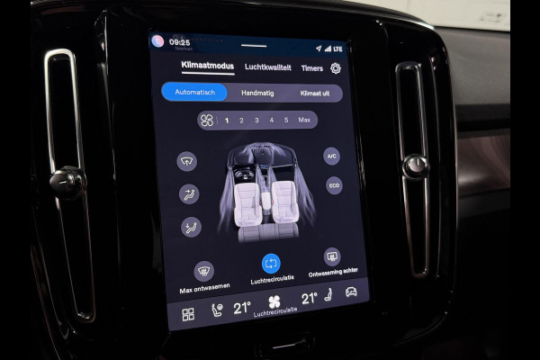 Volvo XC40 Single motor Ultimate Trekhaak | Open dak | Adapt. cruise control | Warmtepomp | 360 Camera | Stuur-/Stoelverwarming | Harman/Kardon | Carplay
