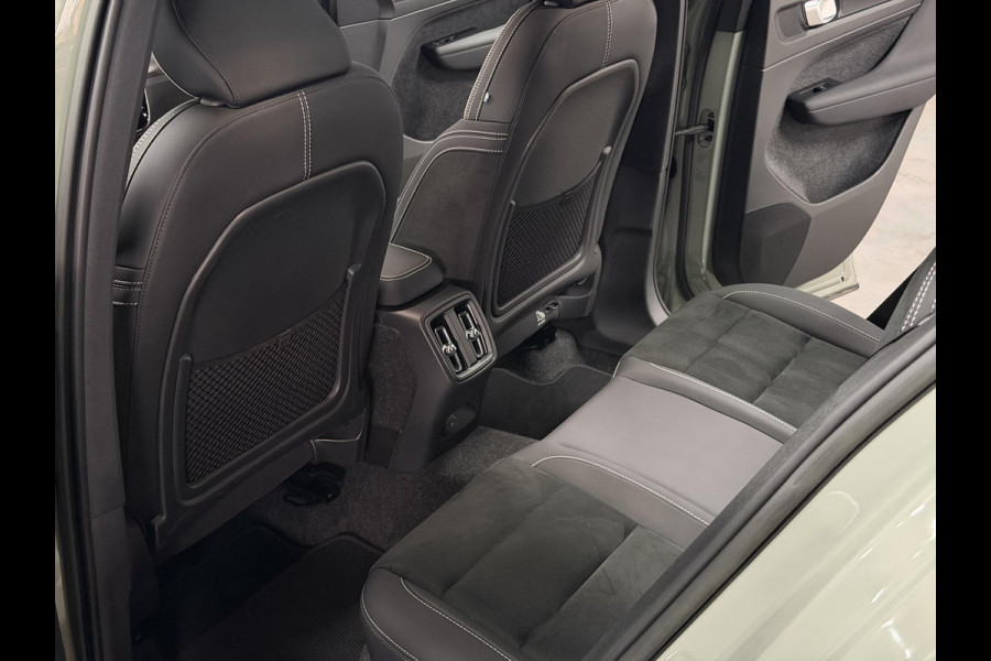 Volvo XC40 Single motor Ultimate Trekhaak | Open dak | Adapt. cruise control | Warmtepomp | 360 Camera | Stuur-/Stoelverwarming | Harman/Kardon | Carplay