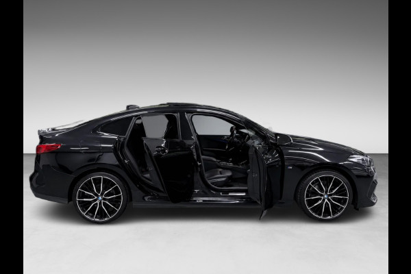 BMW 2 Serie Gran Coupé 218i M-SPORT PANO/M-STOELEN/H-UP/LEDER/CAM/DAB/CARPLAY///