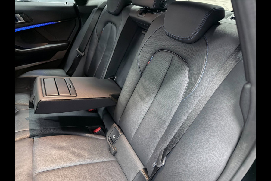 BMW 2 Serie Gran Coupé 218i M-SPORT PANO/M-STOELEN/H-UP/LEDER/CAM/DAB/CARPLAY///
