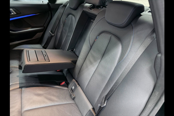 BMW 2 Serie Gran Coupé 218i M-SPORT PANO/M-STOELEN/H-UP/LEDER/CAM/DAB/CARPLAY///