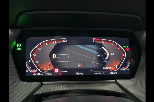 BMW 2 Serie Gran Coupé 218i M-SPORT PANO/M-STOELEN/H-UP/LEDER/CAM/DAB/CARPLAY///