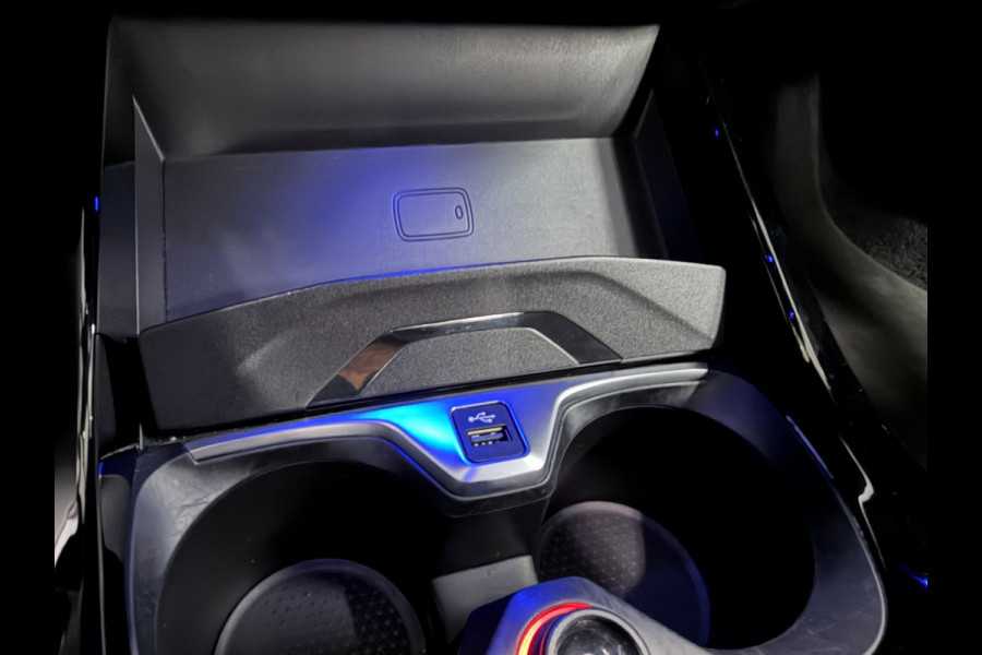 BMW 2 Serie Gran Coupé 218i M-SPORT PANO/M-STOELEN/H-UP/LEDER/CAM/DAB/CARPLAY///