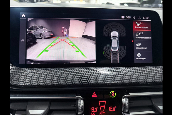 BMW 2 Serie Gran Coupé 218i M-SPORT PANO/M-STOELEN/H-UP/LEDER/CAM/DAB/CARPLAY///
