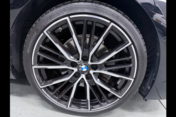 BMW 2 Serie Gran Coupé 218i M-SPORT PANO/M-STOELEN/H-UP/LEDER/CAM/DAB/CARPLAY///