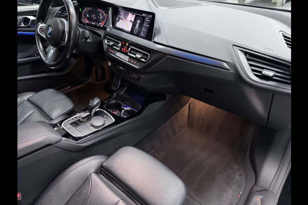 BMW 2 Serie Gran Coupé 218i M-SPORT PANO/M-STOELEN/H-UP/LEDER/CAM/DAB/CARPLAY///