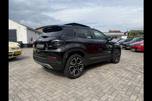 Jeep Avenger 1.2 e-Hybrid Summit