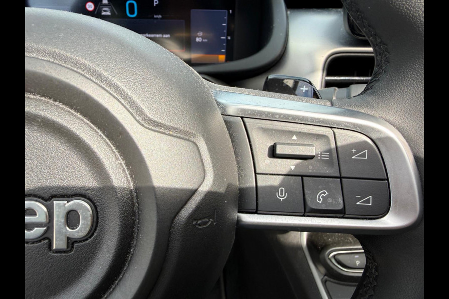 Jeep Avenger 1.2 e-Hybrid Summit