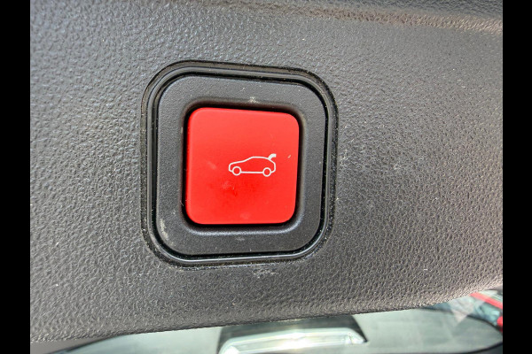 Jeep Avenger 1.2 e-Hybrid Summit